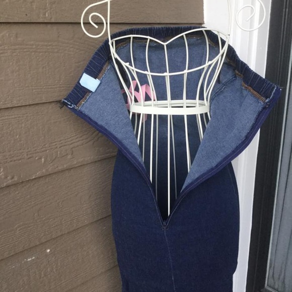 Rue twenty one options Junior denim strapless fringe dress, Size M - Picture 5 of 10